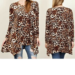Plus Size Leopard Print Top